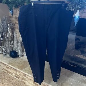 Roz & Ali Navy crop Dress Pants with Button Detail